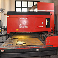 лазерная резка AMADA LC-1212