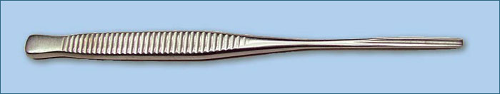 Долото оториноларингологическое с ручкой рифленой плоской, желобоватое прямое М-МИЗ 150/2 мм
