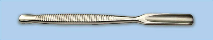 Долото оториноларингологическое с ручкой рифленой плоской, желобоватое М-МИЗ 150/8 мм